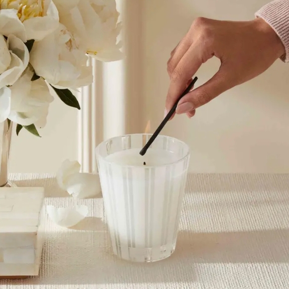 NEST  FRAGRANCE SCENTED CANDLE BAMBOO 8.1oz/230G       NEW IN BOX. - Picture 4 of 5